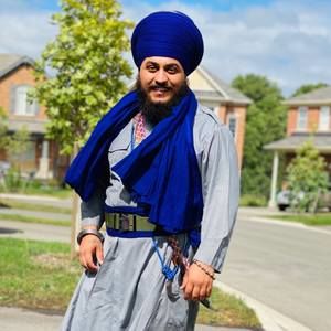 Meet your Posher, Paramvir